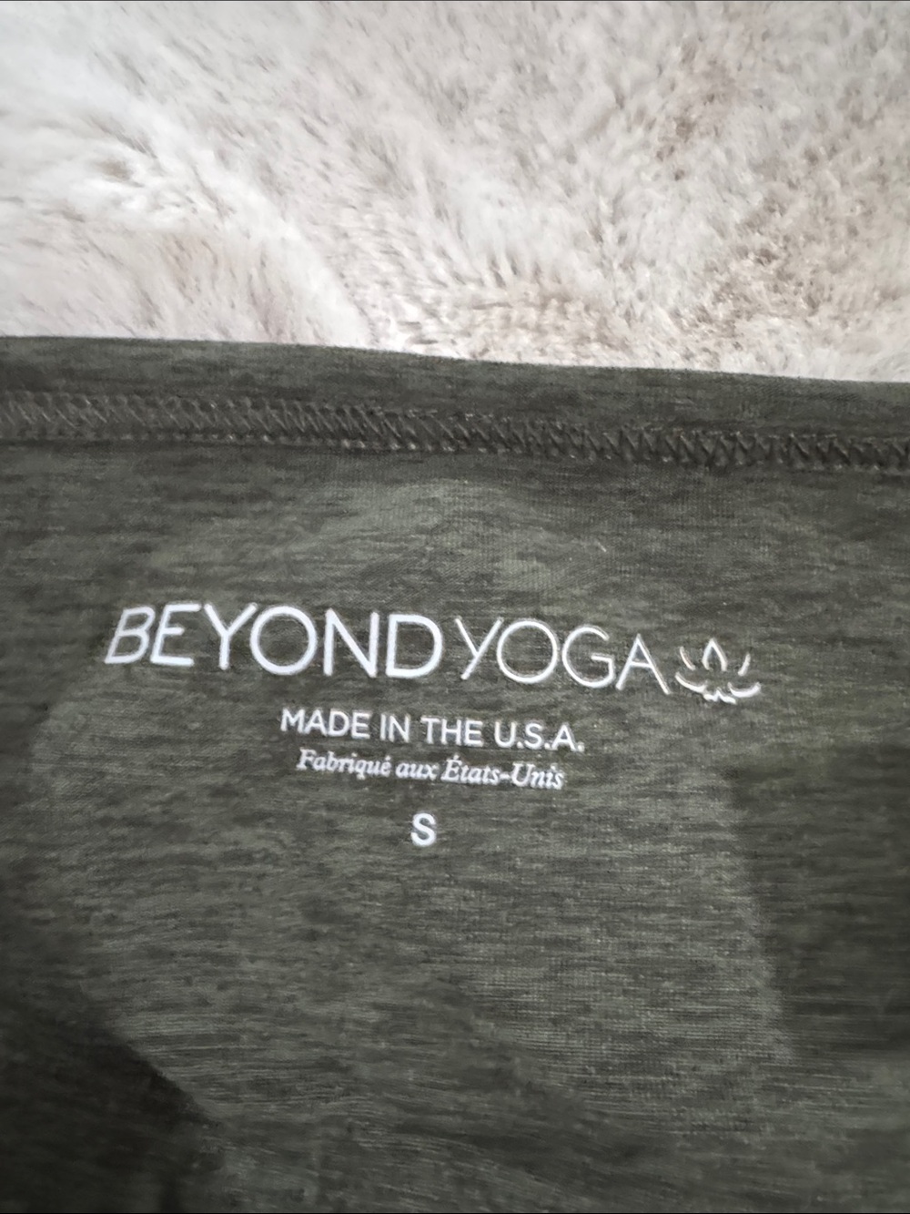 Beyond yoga army green Strappy Cropped Tank/sports bra - Picture 3 of 3